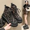 Женские модные ботинки большого размера с принтом, новые осенне-зимние, на шнуровке, с круглым носком, на толстой подошве, ботинки Мартина для женщин