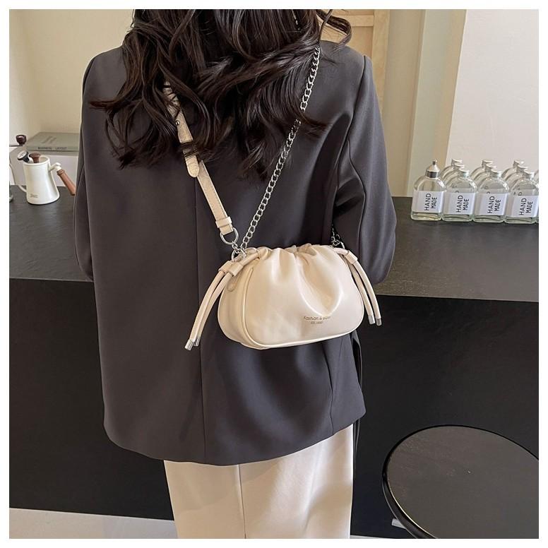 Ielgy All-Match Bucket Bag Niche Design Chain Cross-Body Pleated Bag