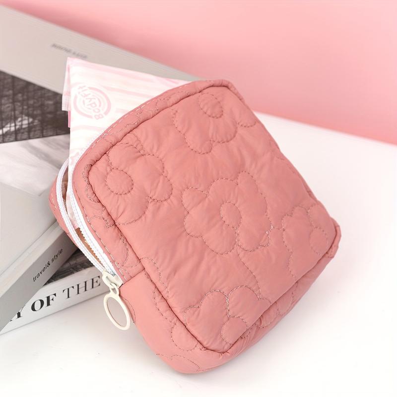 Cloud simple sanitary napkin storage bag portable storage bag