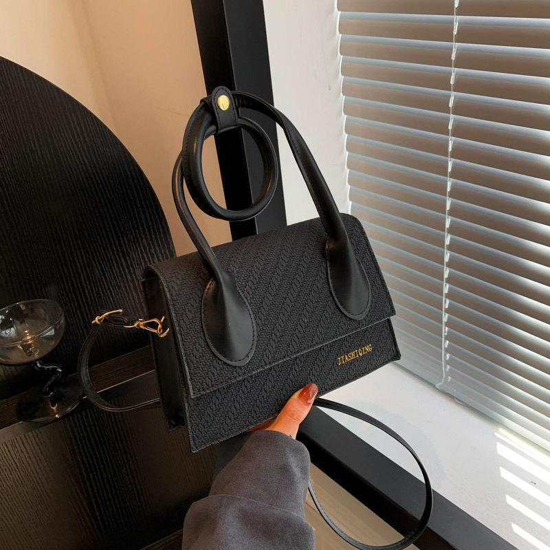 Сумка женская 2024 новая мода простая большая вместительная сумка через плечо ниша сумка через плечо