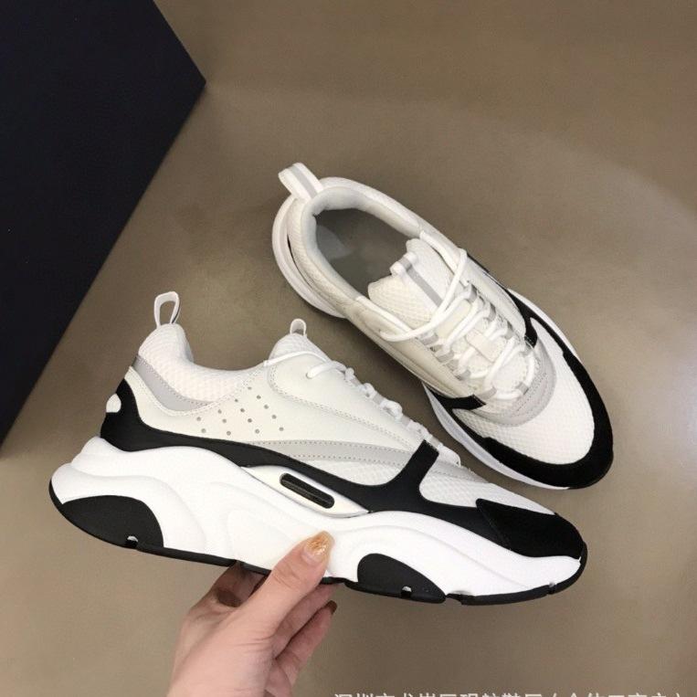 European Station B22 Sports Shoes Fashionable Comfortable Lightweight Casual Shoes Thick Soled Night Light Dad Shoes Running Shoes Fashionable Trend