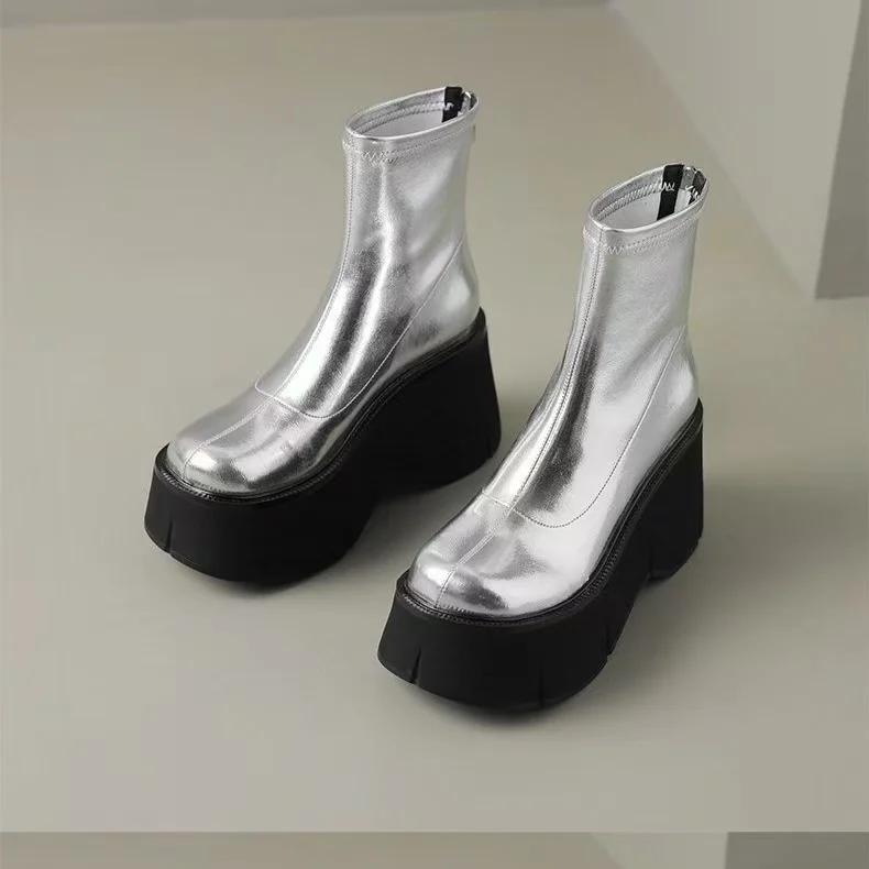 Small Ladies' Super Tall Platform and Ankle Boots New Autumn Round Toe Short Boots Slope Heel High-heeled Boots