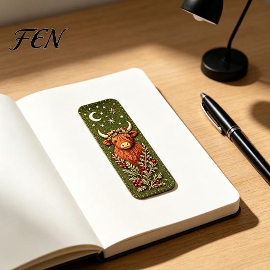 DIY Felt Craft Kits Embroidery Bookmark Kit, Christmas Woodland Animal Pet Stress Relief Needlepoint Activities Holiday Themed Sewing Kit for Adults,