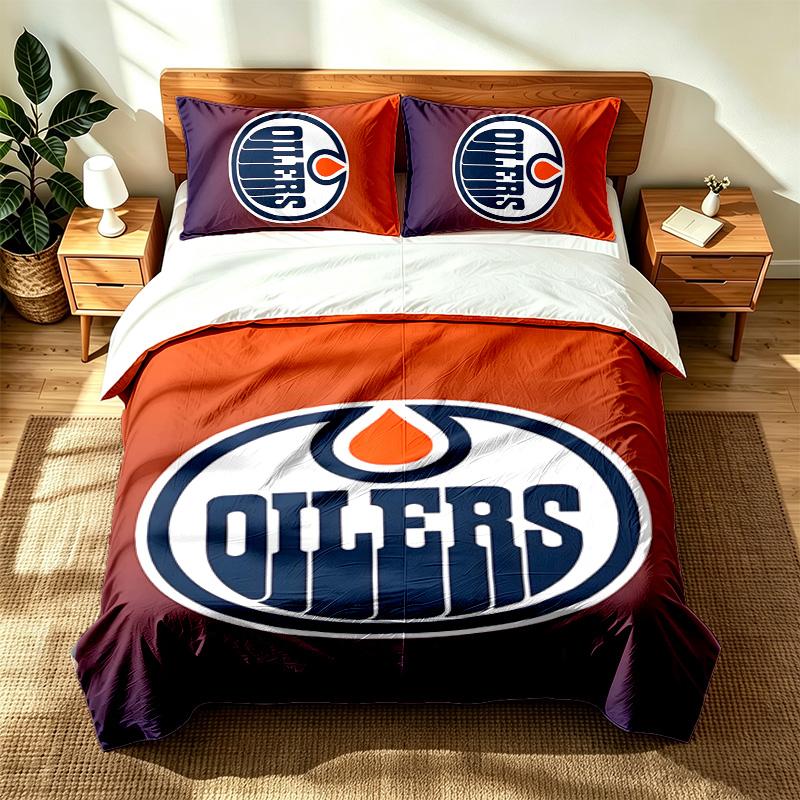 Edmonton Oilers (14) 3pc set suitable for master bedrooms soft and comfortable an ideal gift for family and friends Includes one duvet cover and two p