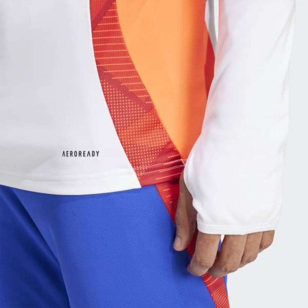 Adidas 24 футболки на молнии с экологичным дизайном, которые обеспечат комфорт во время мужских тренировок