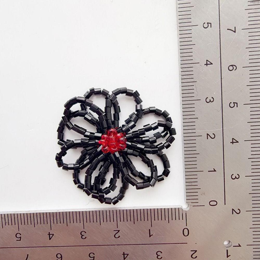 2Pcs Beaded Flower Craft DIY Beaded Flower Hollow Structure Brooch Pin Charms DIY Craft Projects