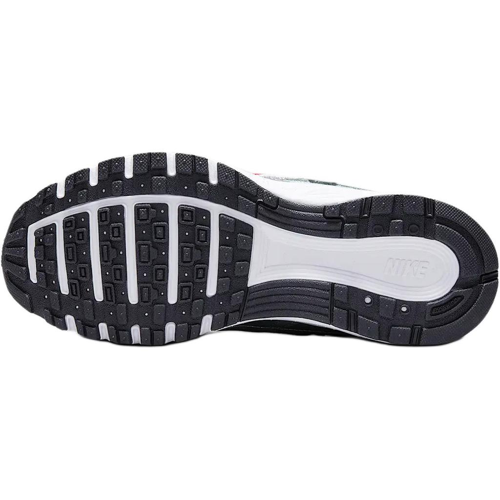 Nike Детские кроссовки P-6000 GS Metallic Silver Gym Red Flat-Silver Cool-Grey HV5064-002