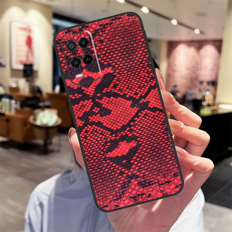 Чехол с текстурой змеи для Oppo A94 A54 A40 A60 A80 A98 A78 A18 A38 A58 A16 A76 A96 A17 A77 A74 A57S A15