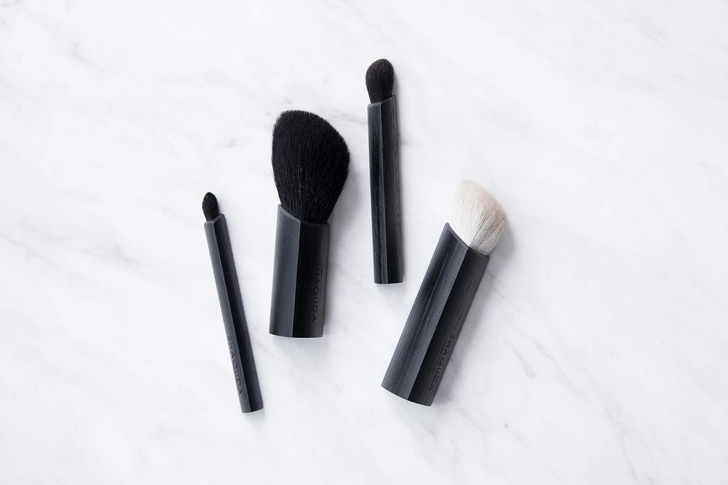 Кисть для тональной основы SHAQUDA MISUMI 3D [302]