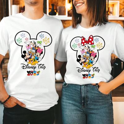 Футболка Disney День семьи Тур 2025 Семейные летние каникулы Топы Оверсайз Детская одежда для девочек Мужская футболка Y2k Женская одежда