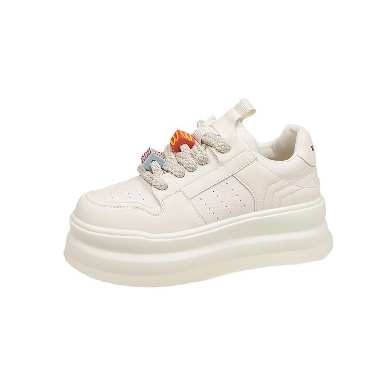Suction Film Sole Leather Little White Shoes Women's 2025 Spring New Platform Sports Board Shoes Casual Women's Shoes Versatile Shoes Children