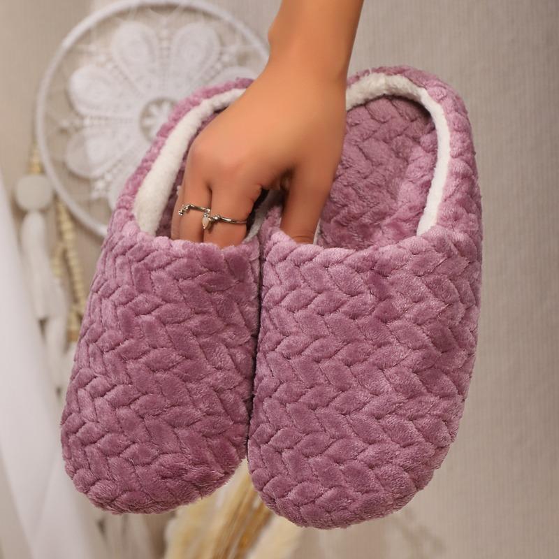 Туфли на плоской подошве женские хлопковые тапочки зимние короткие плюшевые теплые повседневные туфли 2024 новый стиль удобные мягкие туфли женская мода