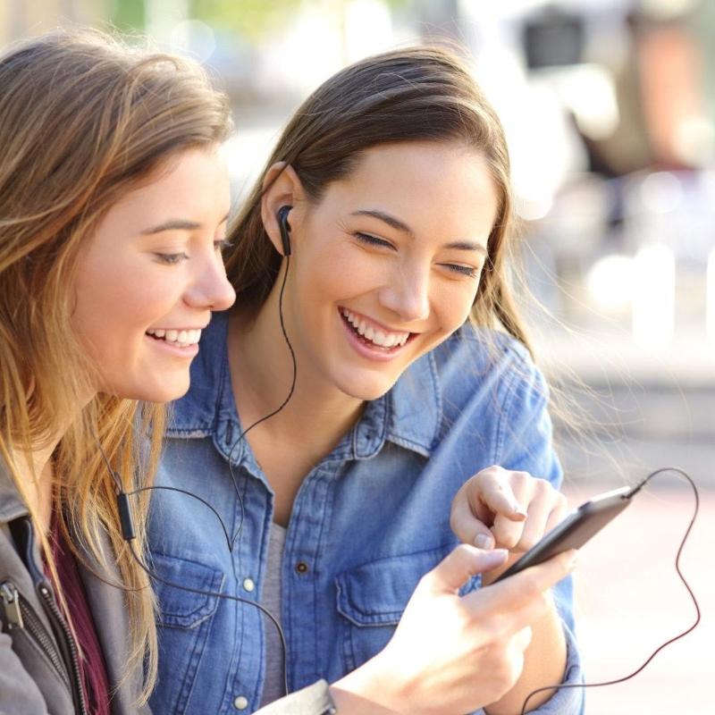 Удобные проводные наушники-вкладыши Четкий голосовой вызов Шумоподавление Эргономичный дизайн для тренировок, бега трусцой