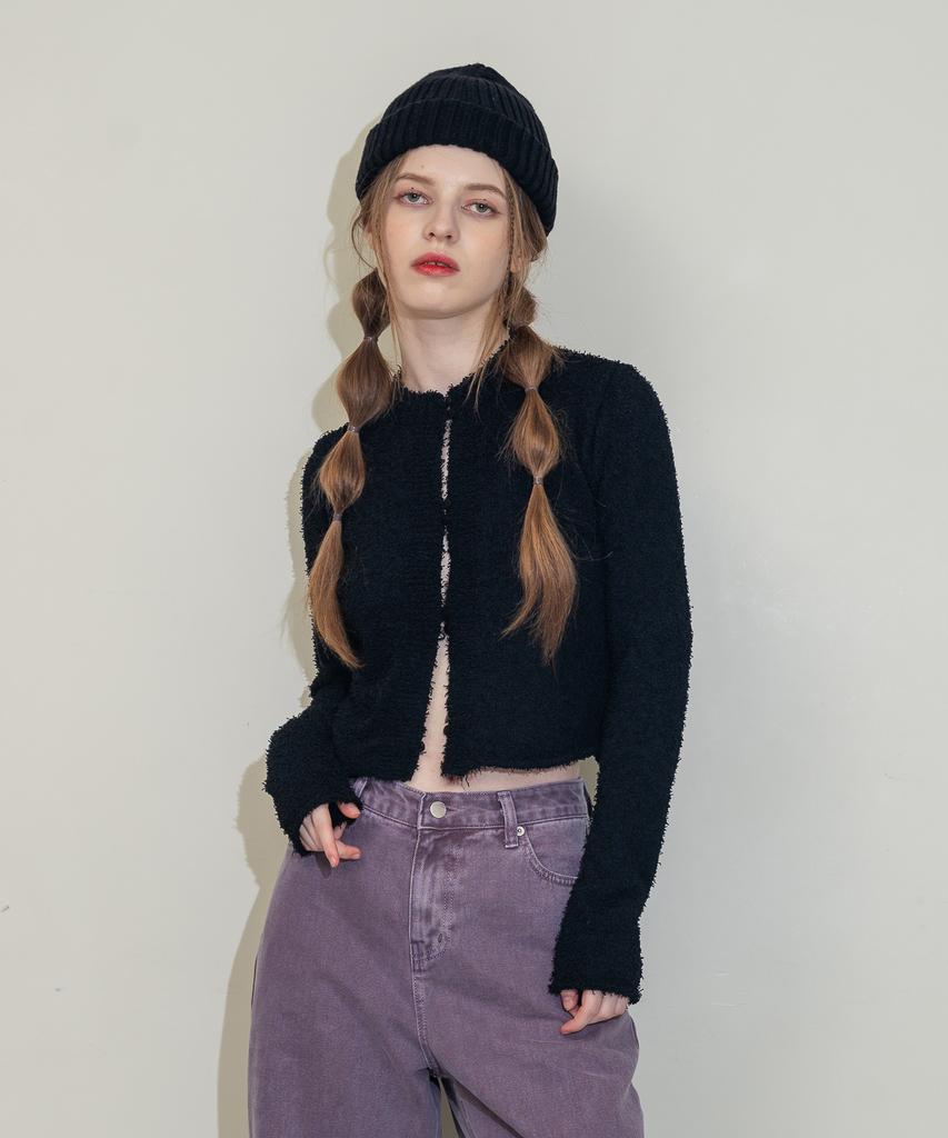 UNUSUALNORMAL Janet Button Knit _Black