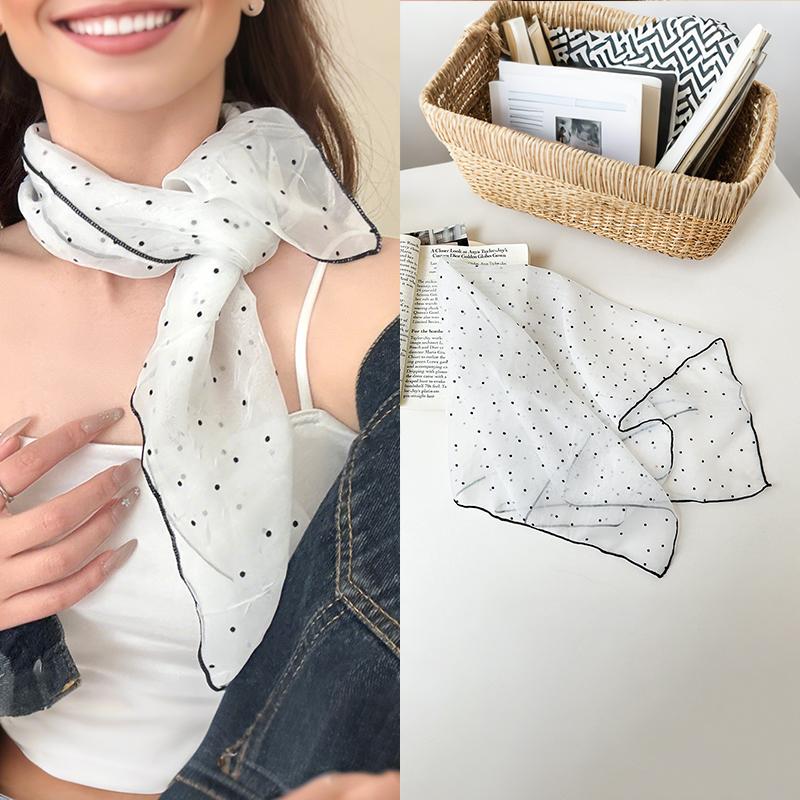 White Fabric Flower Triangle Hair Scarf Wraps Women Retro Triangle Headscarf Hat Travel Photo Headband Hair Accessories