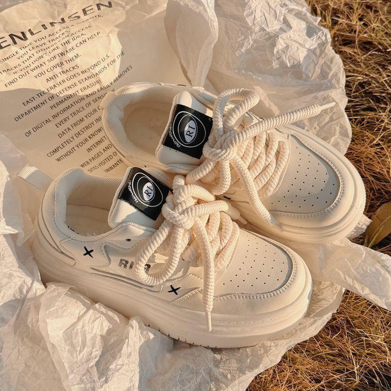 Оригинальная нишевая платформа белые туфли женские 2025 новые весенние туфли на платформе парусиновые туфли повседневные кеды спортивная обувь лодочки