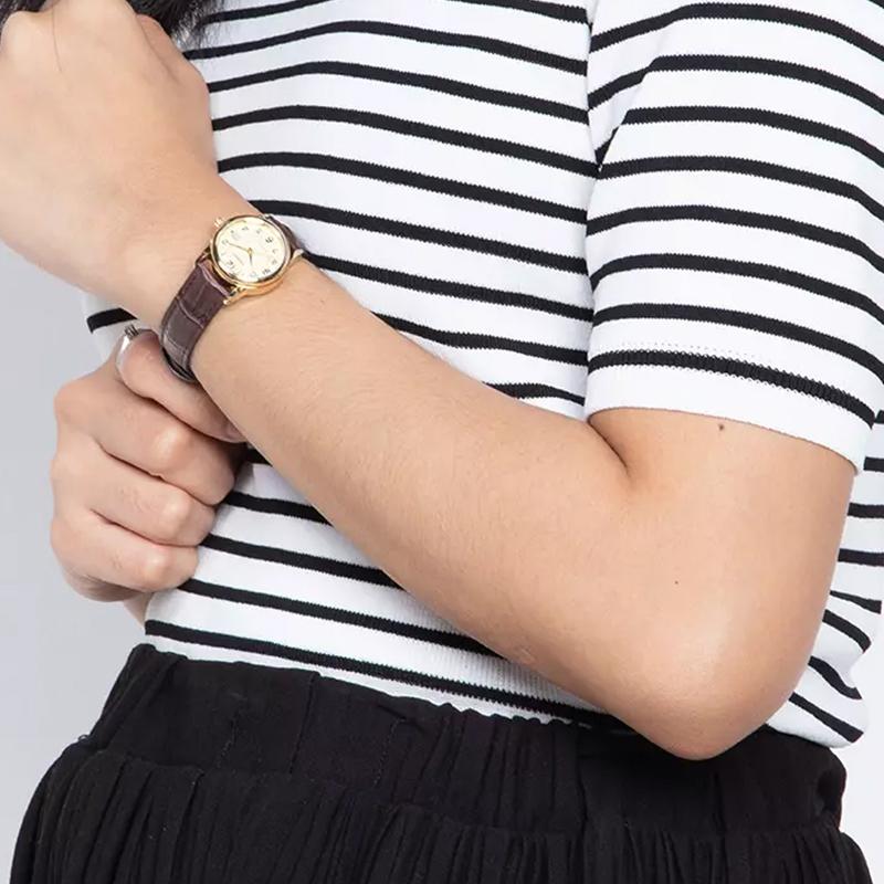 Casio Женские часы стандартной серии золотистого цвета LTP-V002GL-9B LTP-V002GL-9B