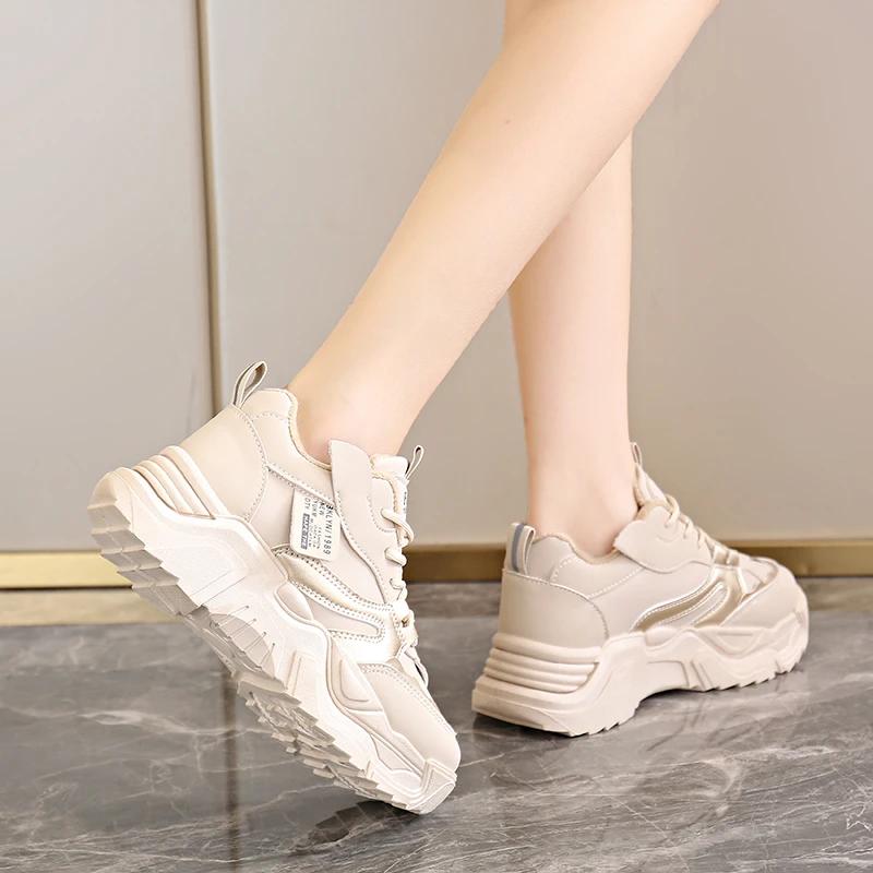 Мода 2024 осень мода новые повседневные легкие универсальные спортивные кроссовки с увеличенной толстой подошвой женские спортивные кроссовки