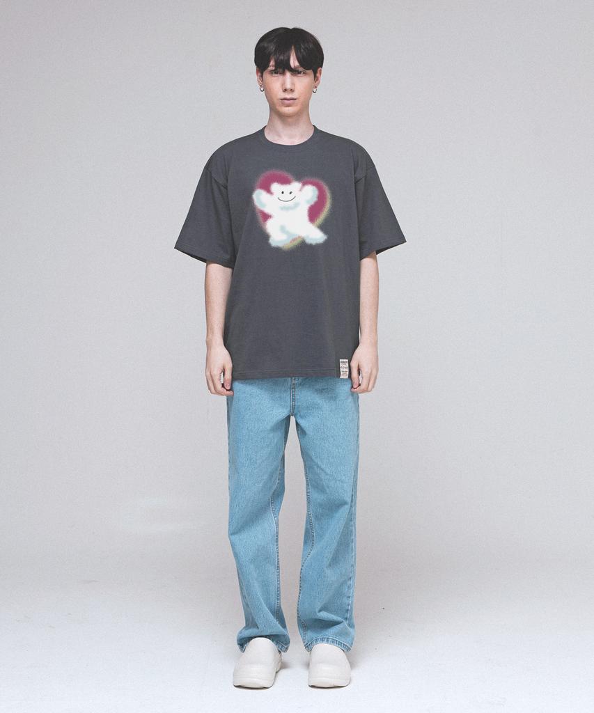GRAVER [Unisex] Spray Bear Big Cloud Smile Short Sleeve T-Shirt_Charcoal