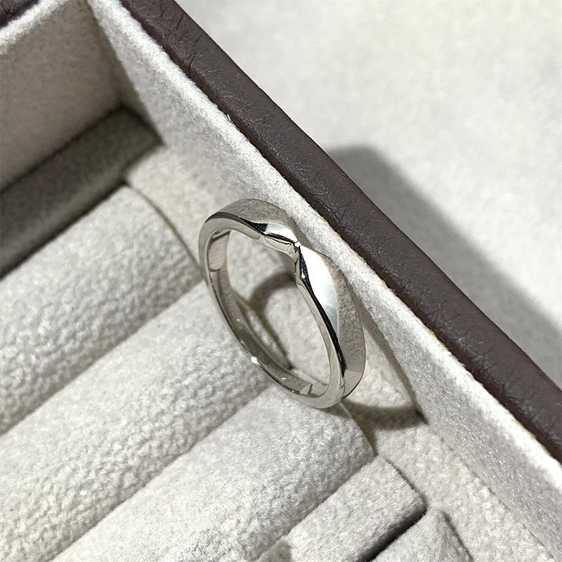 Shangjia V-shaped Ring Female Versatile LiensV Gold Ring Female Versatile Light Luxury