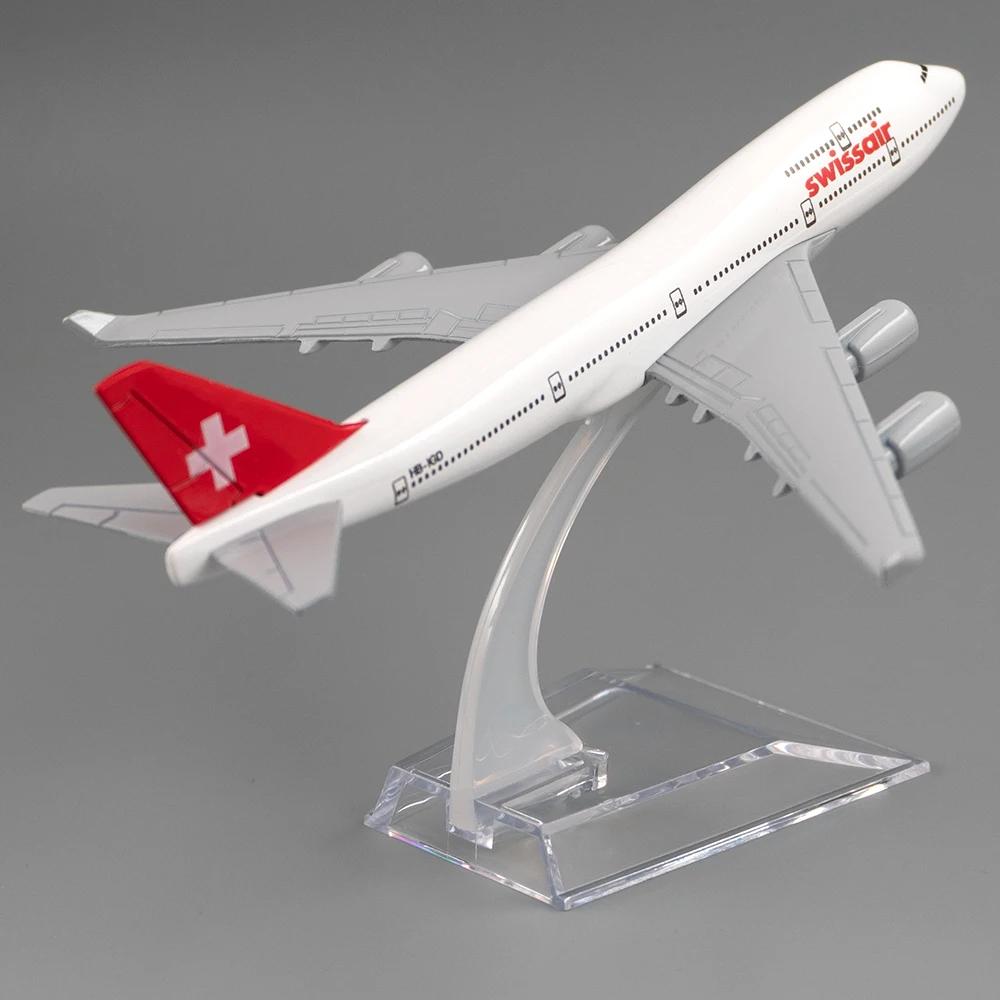 Масштабная модель самолета 1/400 Boeing 747 Swiss Air 16см Сплав Самолёт B747 Подарок для Детей Девочек для Украшения Дома