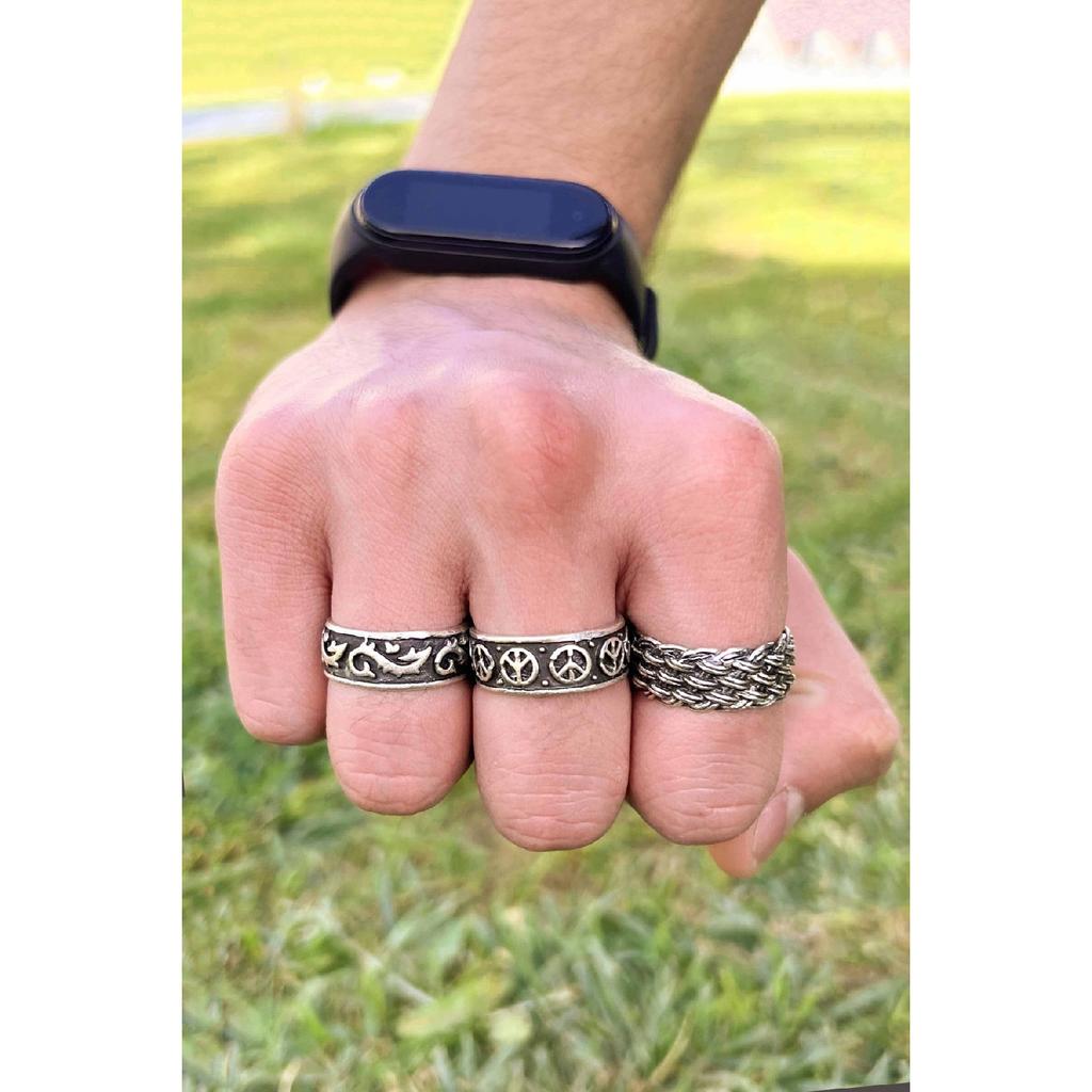 Посеребренный волнистый узор с символом свободы и набор регулируемых колец из испанского плетения