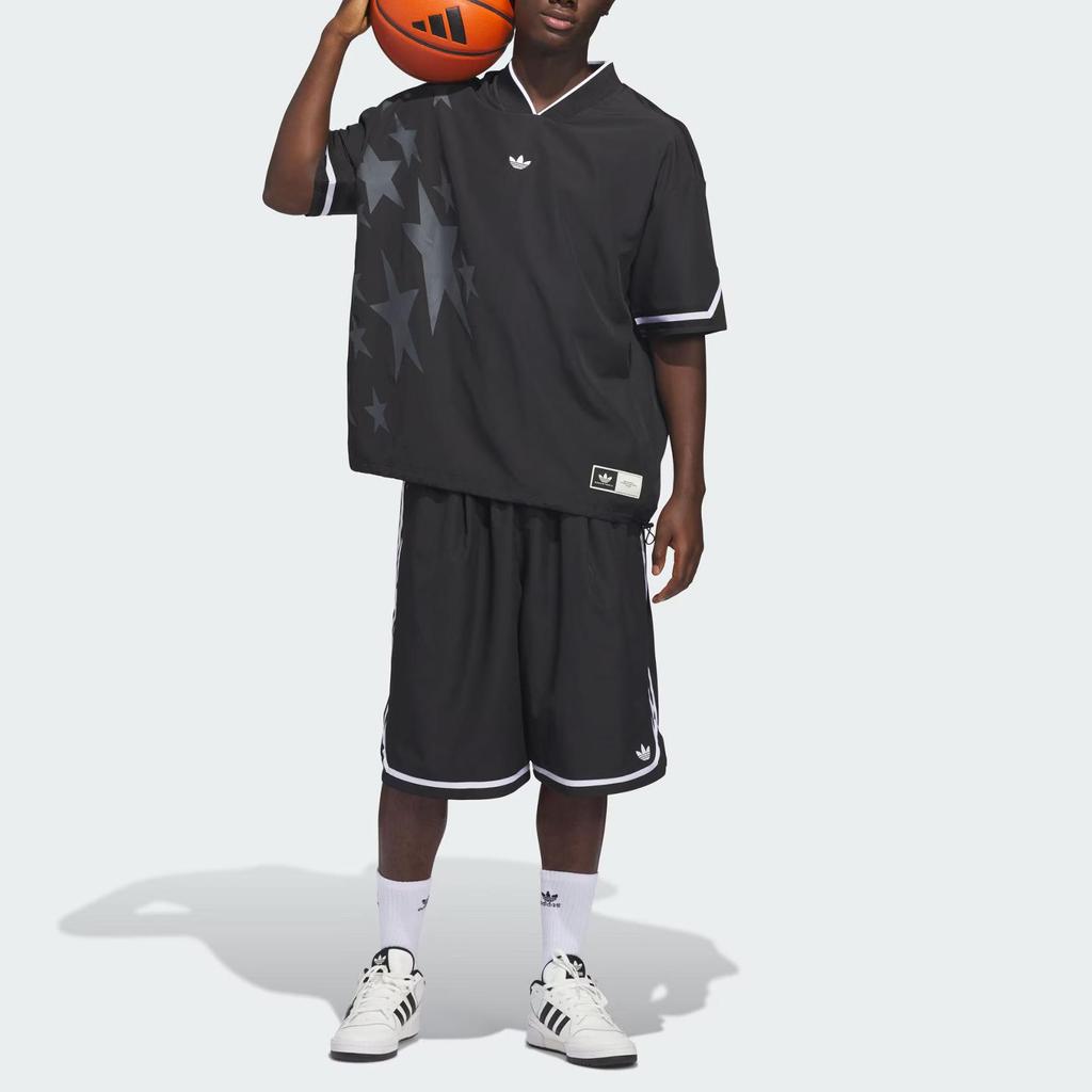 adidas Оригинальная Черная Унисекс Футболка с Принтом Звезд V-образным Вырезом Короткий Рукав KC3569