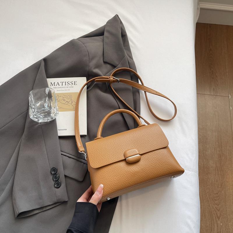 Trend Fashion Hand Carry Small Square Bag 2025 New Cute Girl Simple High-end Texture Shoulder Bag