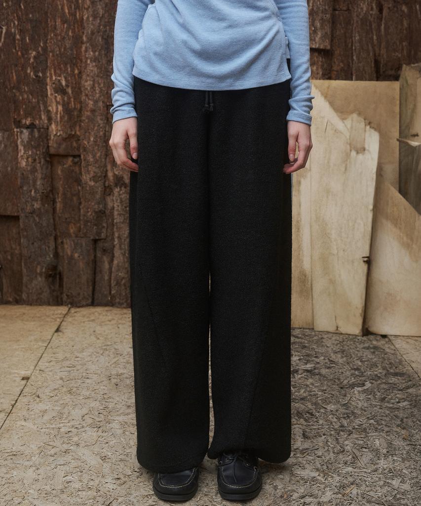 ANDNEEDS Winter Wide Dumble Pants (Black)