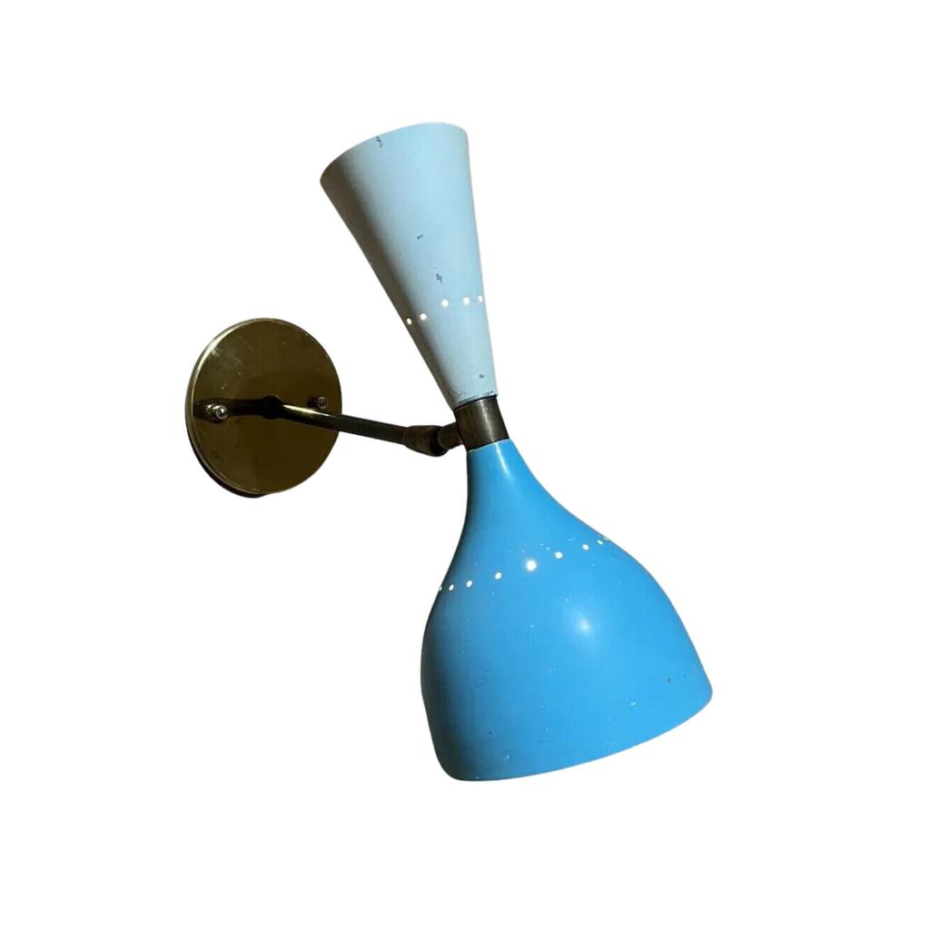 Сенсационное настенное бра Stilnovo 1950-х годов, двойной конус, сине-белый + латунь, Ital