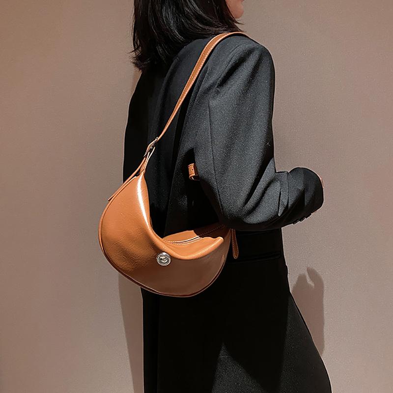 Большая вместительная винтажная сумка через плечо, корейская мода, прочная универсальная сумка через плечо, женская новая сумка через подмышку из масляно-вощеной кожи