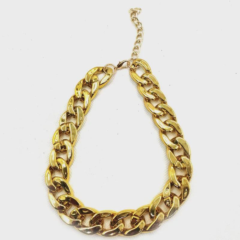 Украшения для ошейника для питомца из золота: Стильные золотые цепочки для собак и кошек, включая мопсов, французских бульдогов и других.