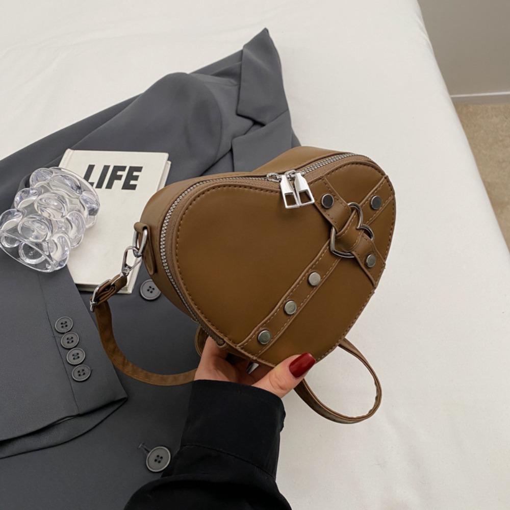 Leather Y2k Heart Crossbody Bag New Design Purse Tote Handbag Vintage Small Chain Rivet Bag Girls