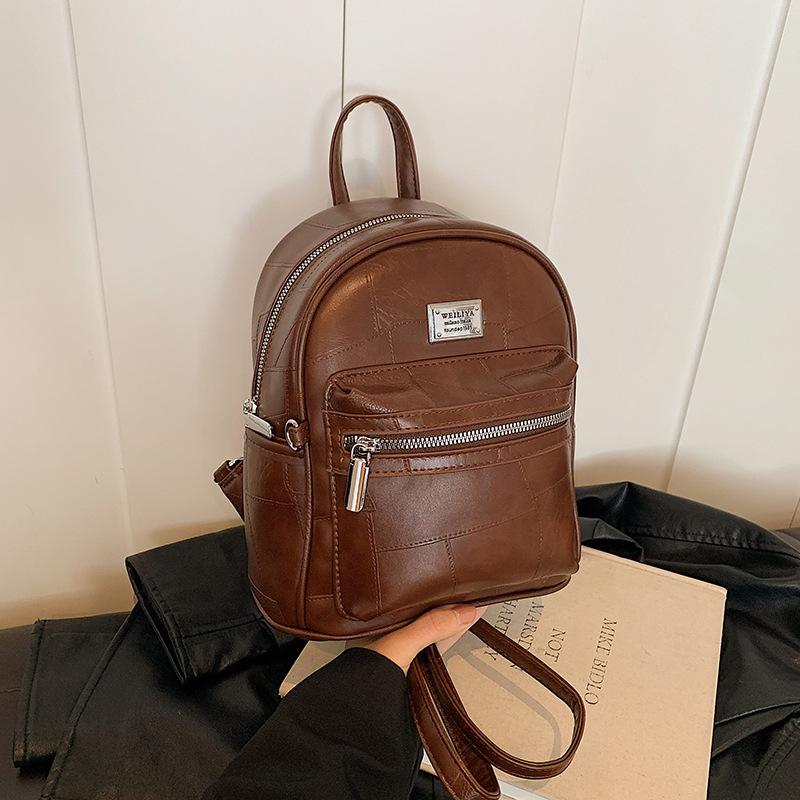 Рюкзак премиум-класса женский 2025 новый простой и универсальный модный дорожный рюкзак малой вместимости