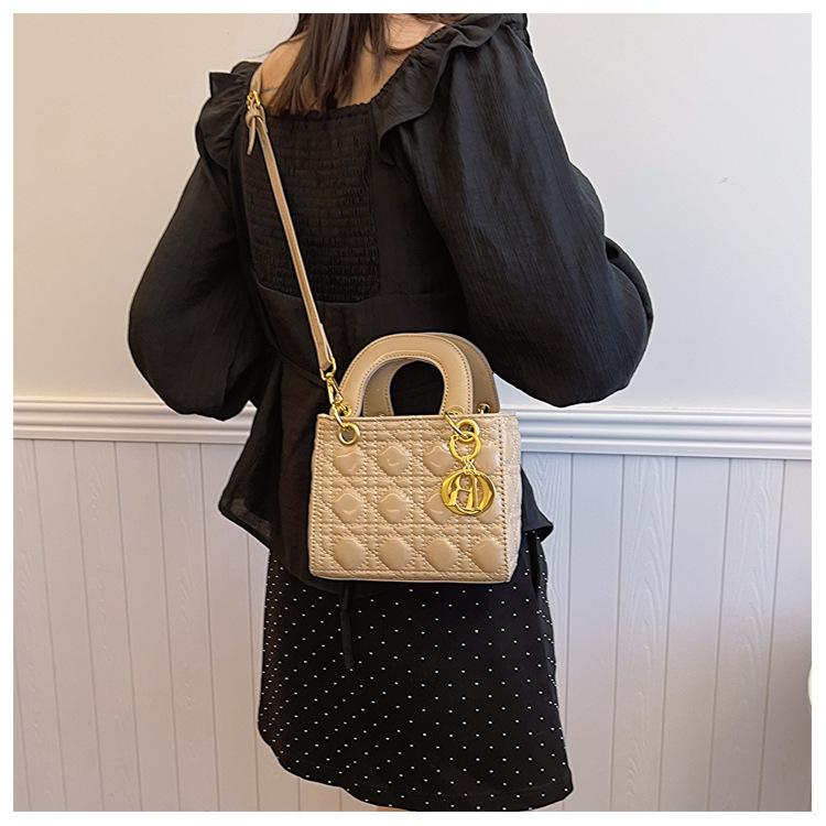 Сумка Daifei с модным и высококачественным ощущением, через плечо, вышитая нитью в виде ромбовидной сетки, женская сумка на одно плечо