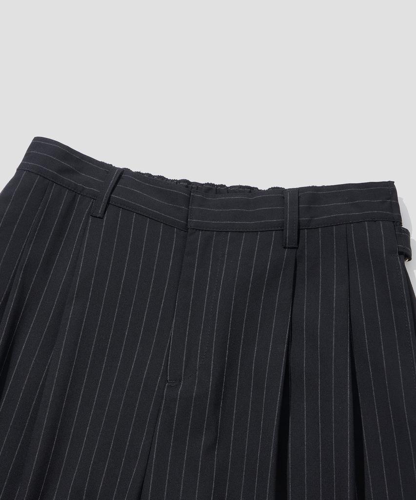 AGOD Strap Banding Wide Slacks [Black Stripe]