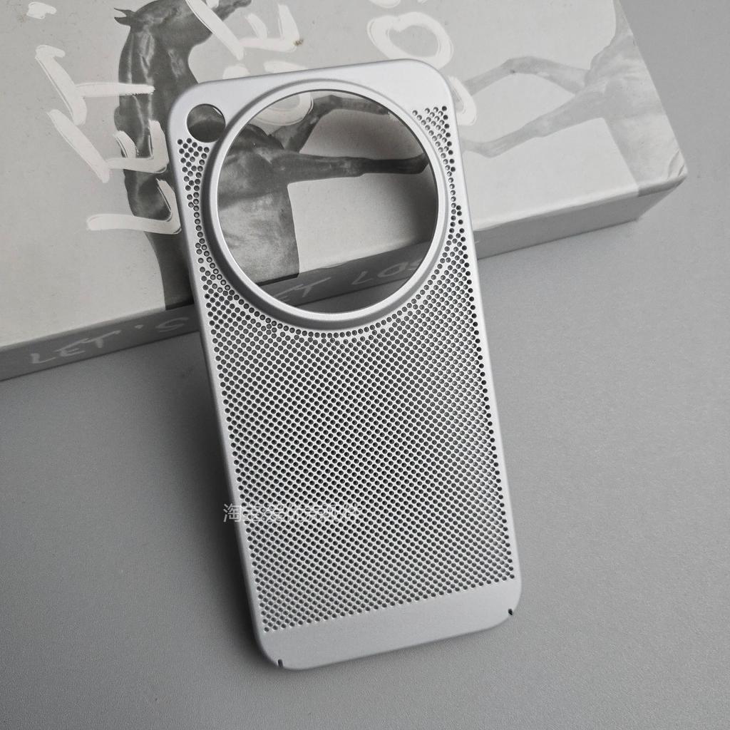 Тонкий охлаждающий чехол для Xiaomi 17 Ultra Чехол Модный легкий ПК Жесткая задняя крышка телефона для Xiaomi Mi 17 Ultra Стильный корпус