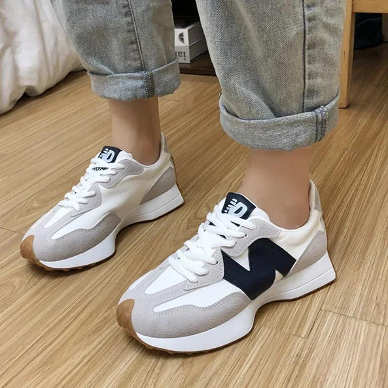 Модные новые женские повседневные кроссовки летняя обувь женская модная дышащая спортивная обувь на шнуровке для женщин платформа прогулочная дизайнерская обувь