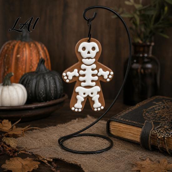 Gingerbread Skeleton Ornament Man Hanging Ornaments Halloween Resin Decorations Creative Decor Pendant for Christmas Tree Wall Door Party