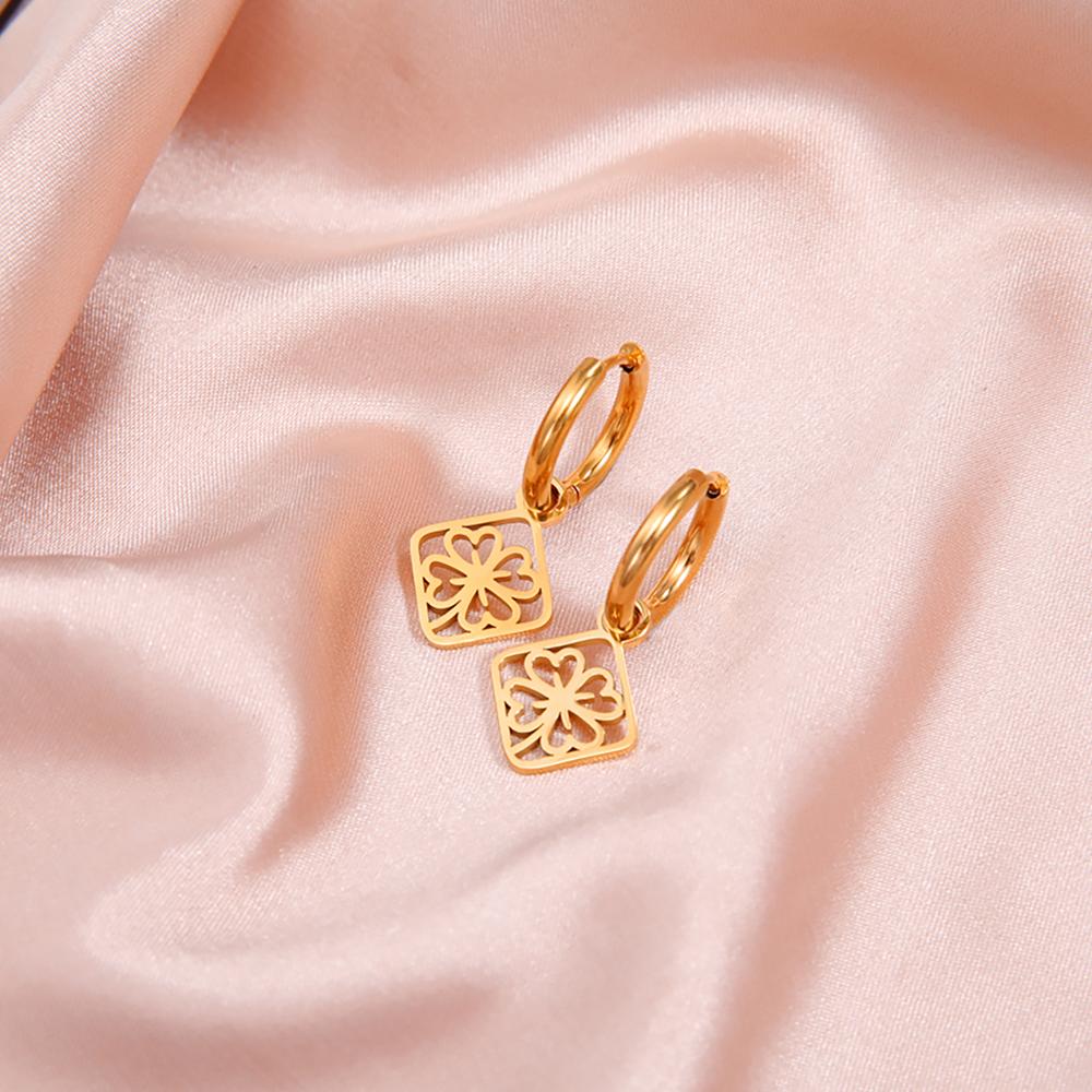 Cazador Animal Dog Cat Paw Footprint Earrings for Women Stainless Steel Flamingo Drop Earrings Jewelry Birthday Gift 2026