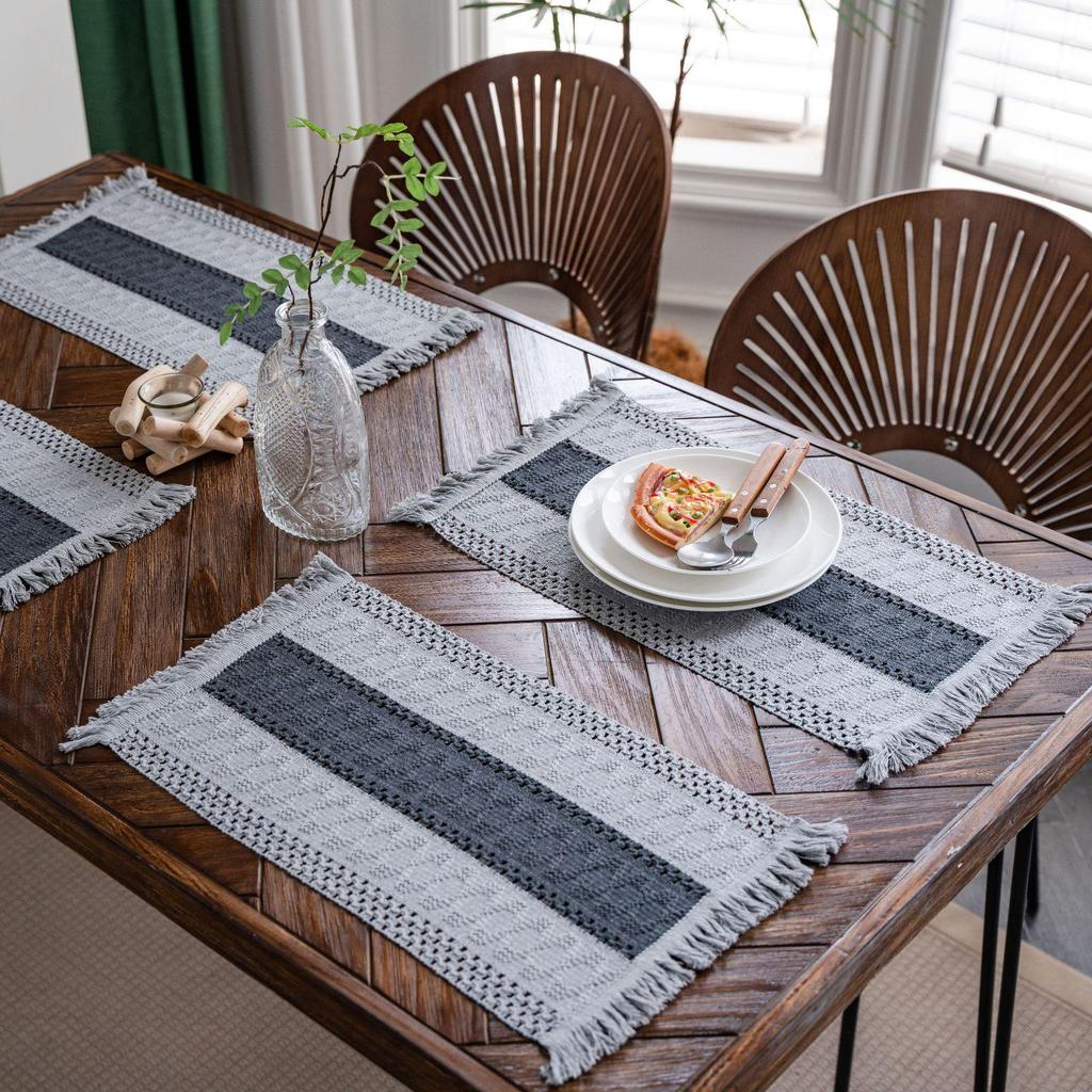 Салфетки для столовых приборов Yiman Qiyun из хлопковой нити с кисточками и полосками на Рождество