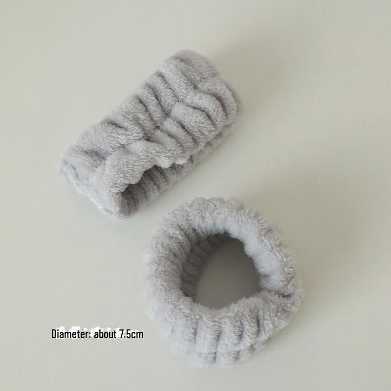 2025 г. Очаровательная повязка на голову в виде ананаса и набор нескользящих повязок для волос для женщин — набор из 3 предметов для мытья и укладки с браслетом