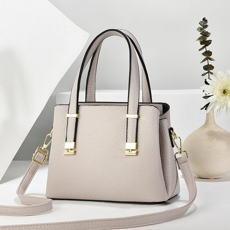 Chic Womens Handheld Pu Shoulder Bag With Inner Pocket For Outings Casual