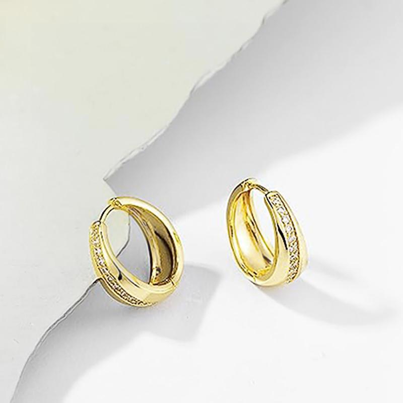 Huitan Trendy Women's Hoop Earrings with One Line Circonie Simple Style Female Daily Wear Earrings Statement Jewelry Hot