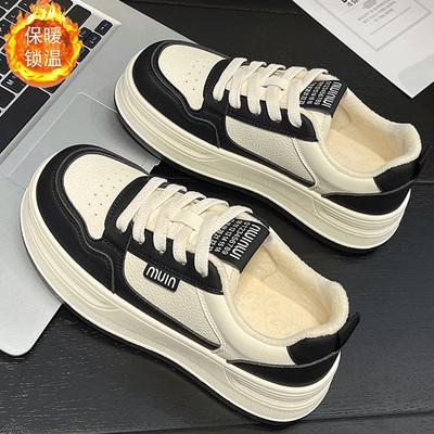 Кожаные маленькие белые туфли женские кеды осень и зима новые бархатные теплые хлопковые туфли мягкая подошва универсальная спортивная и повседневная обувь