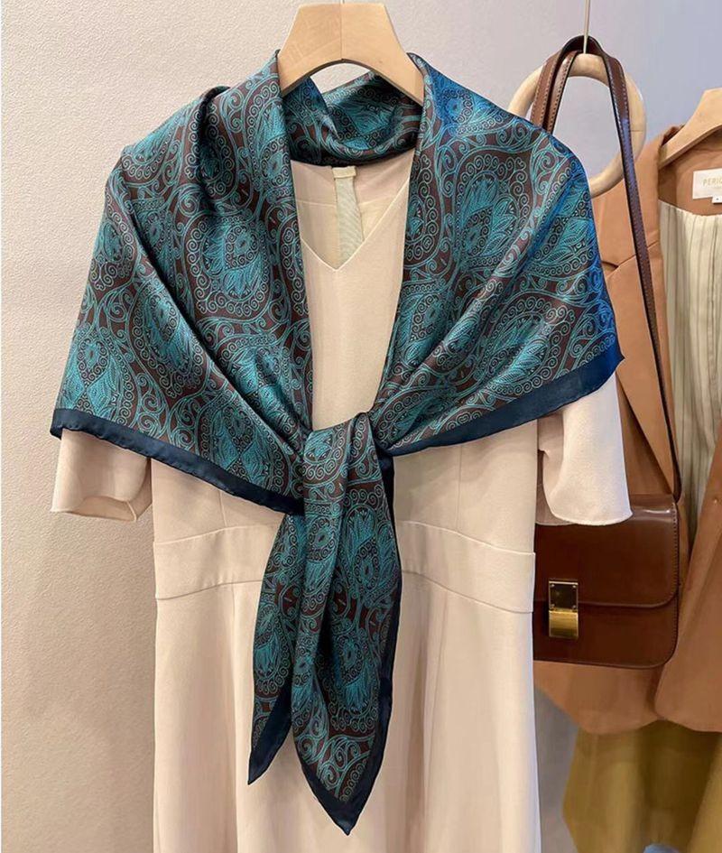 Silk Black Gold Cashew Silk Scarf Women'S Spring And Autumn Versatile Satin Square Scarf Mulberry Silk Silk Scarf Shawl