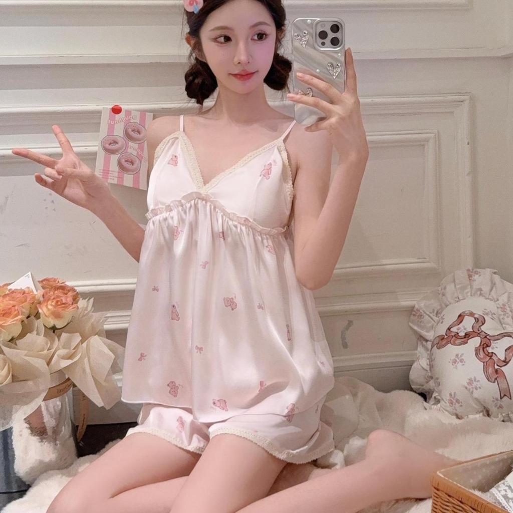 Summer new sweet pure lace floral suspender shorts pajamas ins girl cute loungewear with chest pad