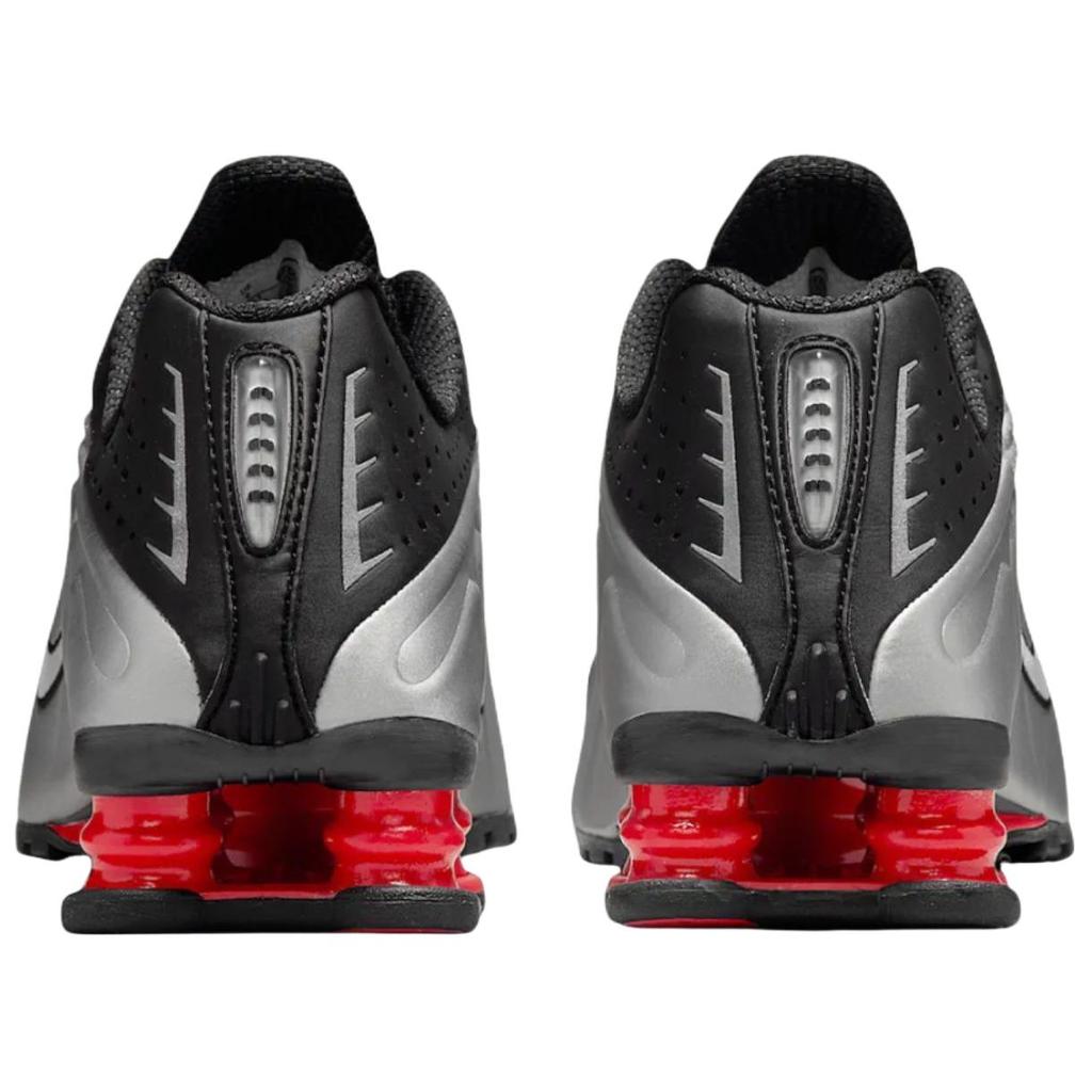 Nike Женские кроссовки Shox R4 Черный Металлик Серебристый AR3565-011