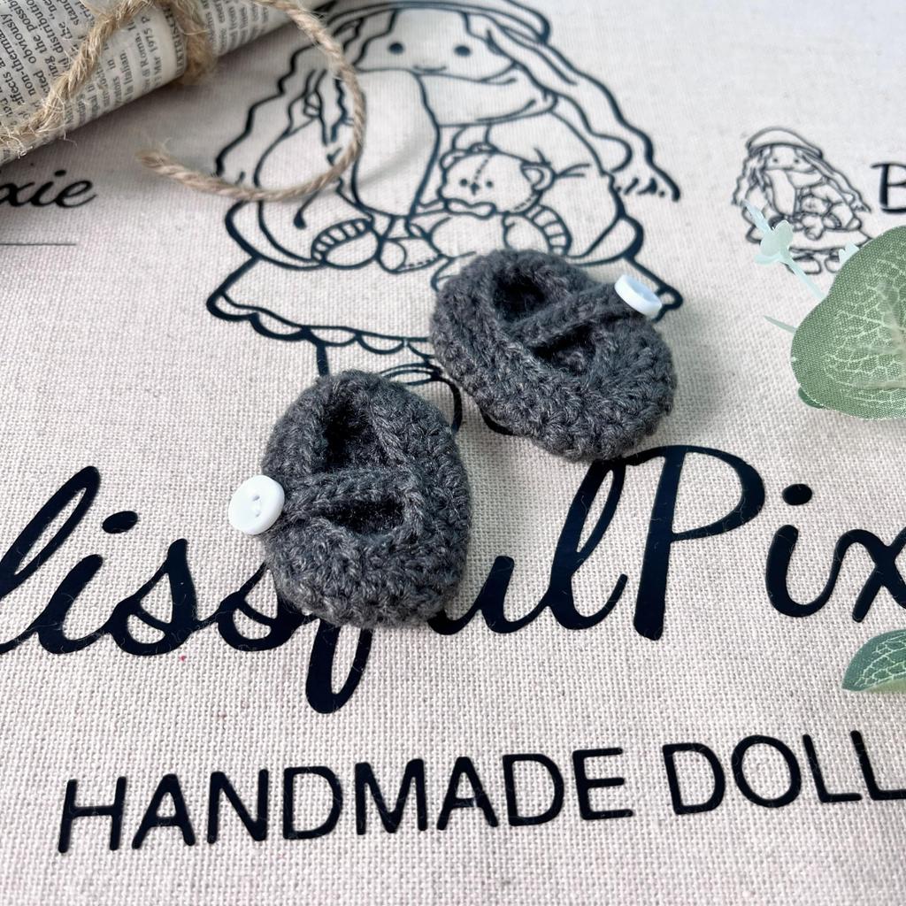 BlissfulPixie Ручная работа Одежда для кук Вальдорф 30 см Набор одежды в красивой коробке - Рождественский подарок на день рождения для девочки - Аксессуары для одежды Кики