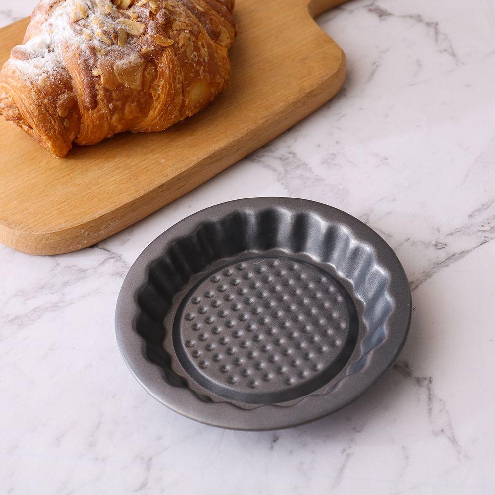 4 Inch Rabbit Bear Shape CakeTools Carbon Steel Toast Mold Cake Tray Baking Pan Bread Pans